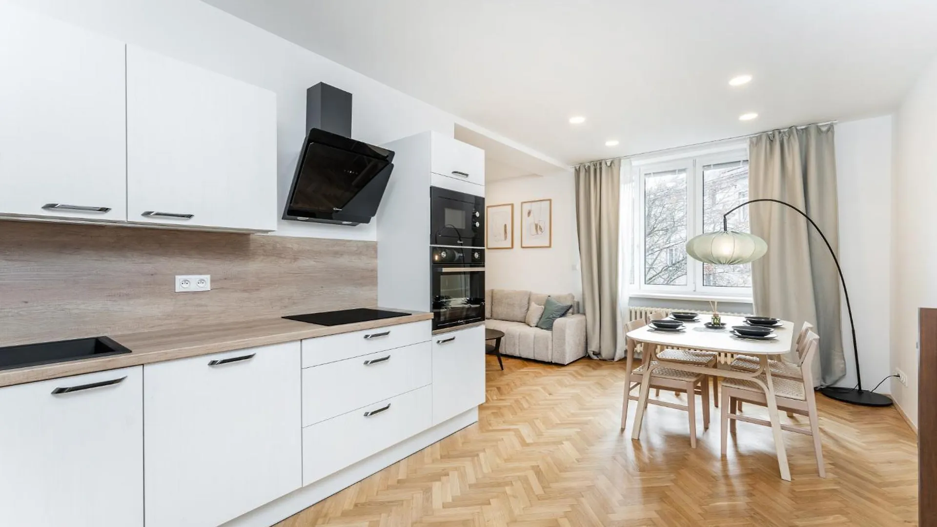 Stylish Stay By Vysehrad Apartment Πράγα