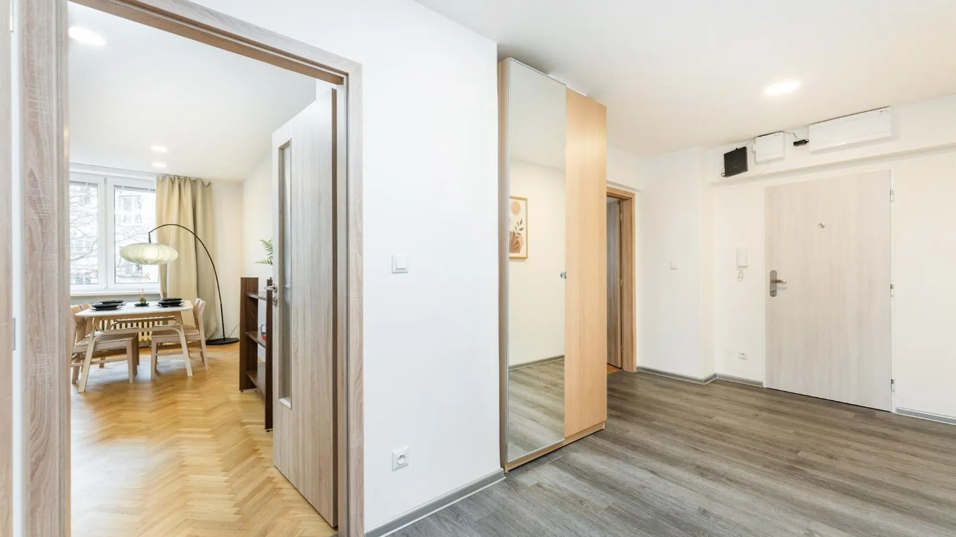 Stylish Stay By Vysehrad Apartment Πράγα